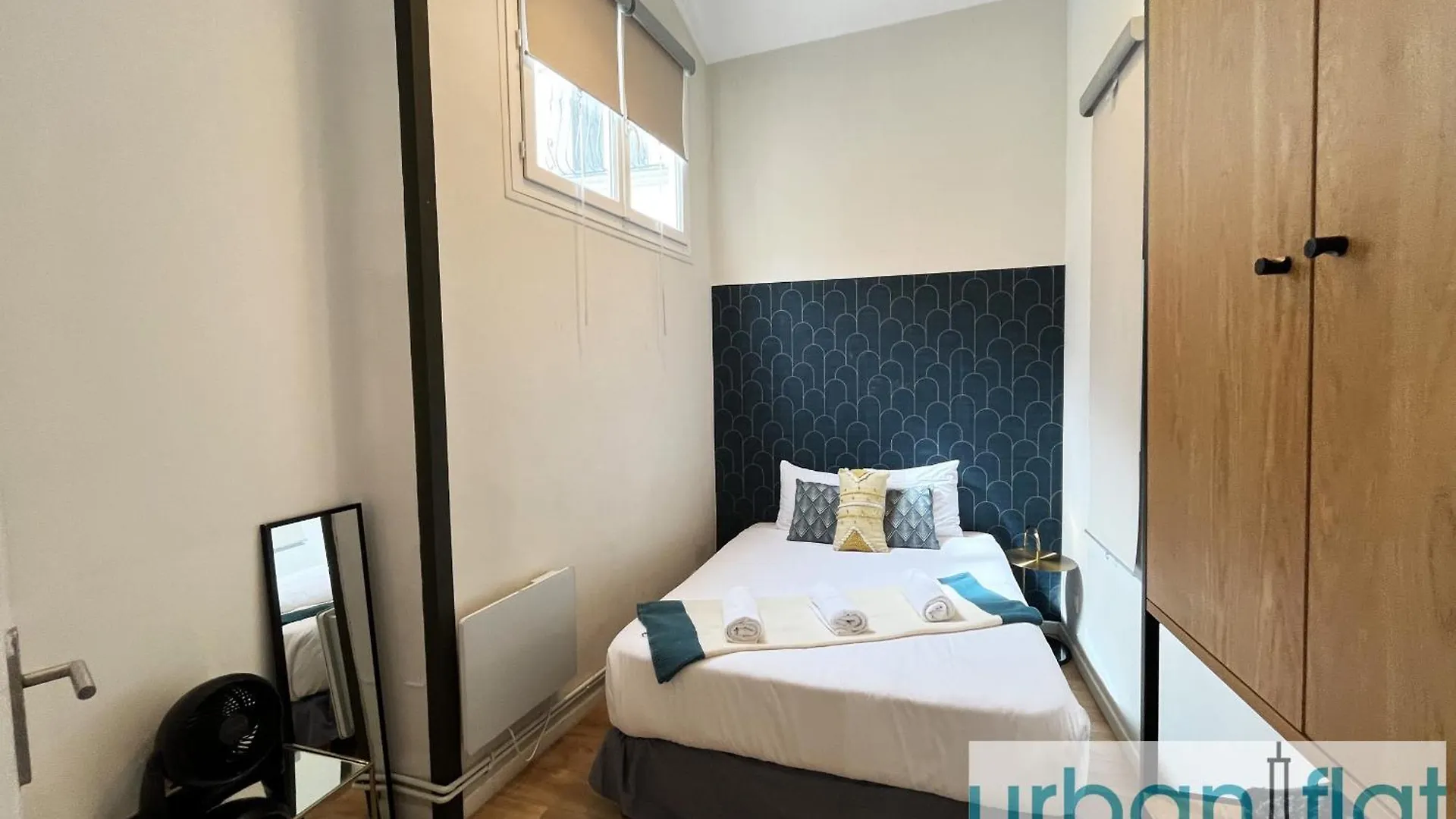 פריז Urban Flat 161 - Luxury 4 Bedrooms Apartment צרפת